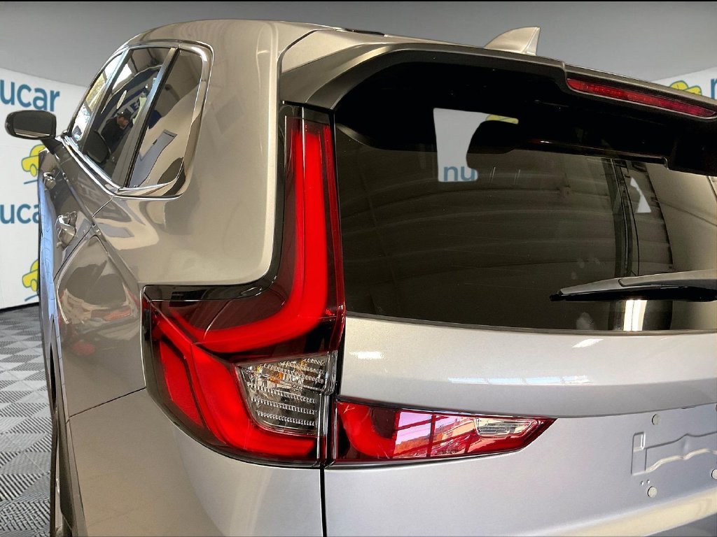 Used 2023 Silver Honda EX image 33