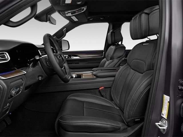 2024 Jeep Grand Wagoneer L Series II - Photo 10
