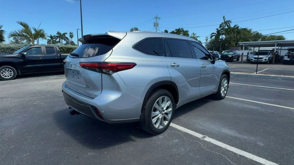 Used 2020 Silver Toyota Limited image 8