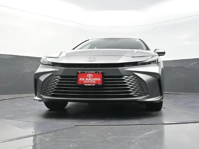 Used 2026  Toyota XLE image 32