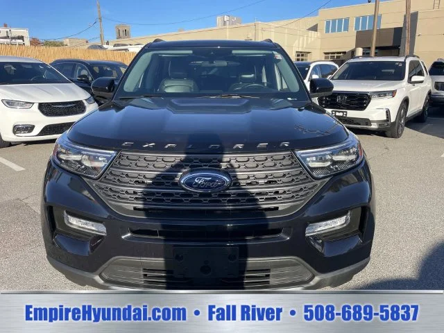 Used 2023 Black Ford XLT image 12