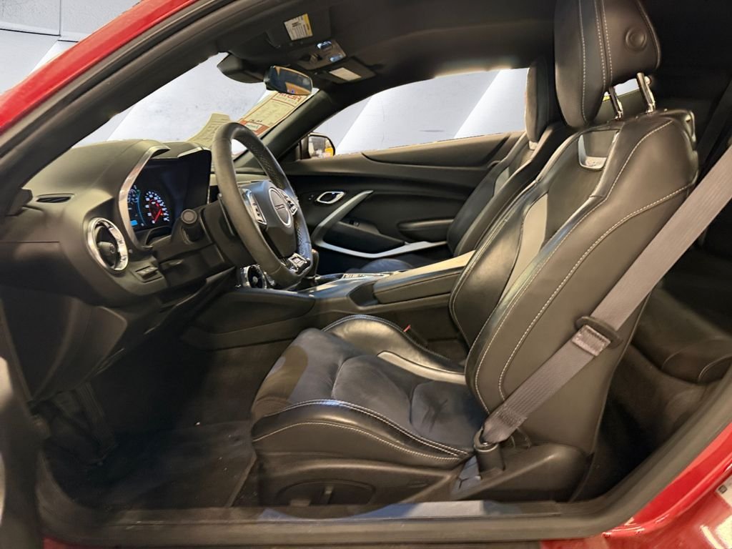Used 2017 Red Chevrolet SS image 7
