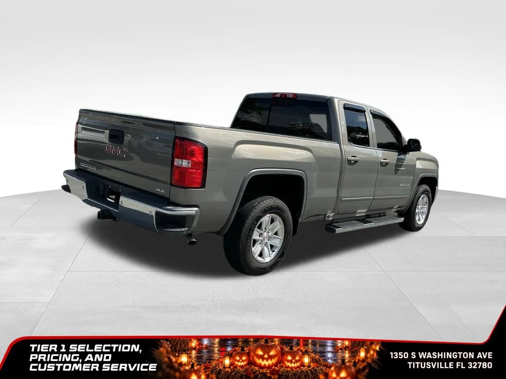 Used 2017 PEPPERDUST METALLIC GMC SLE image 6