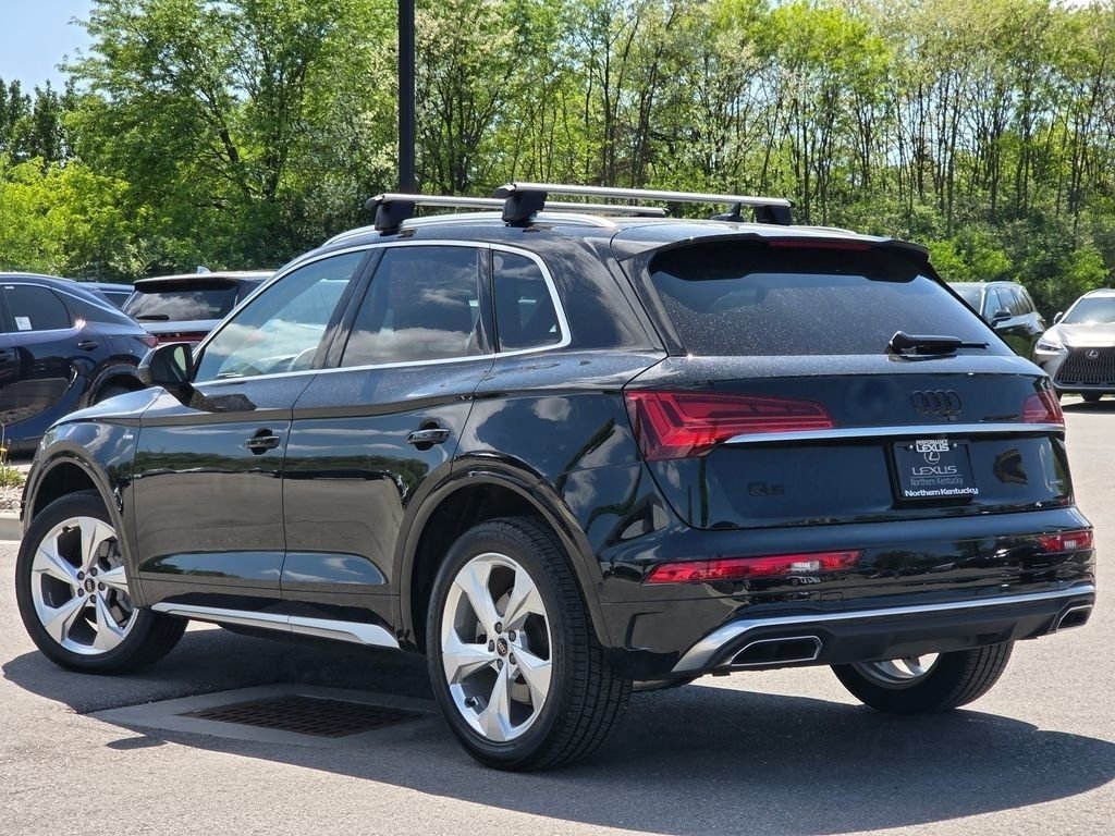 Used 2024 Mythos Black Metallic Audi S line Prestige image 29