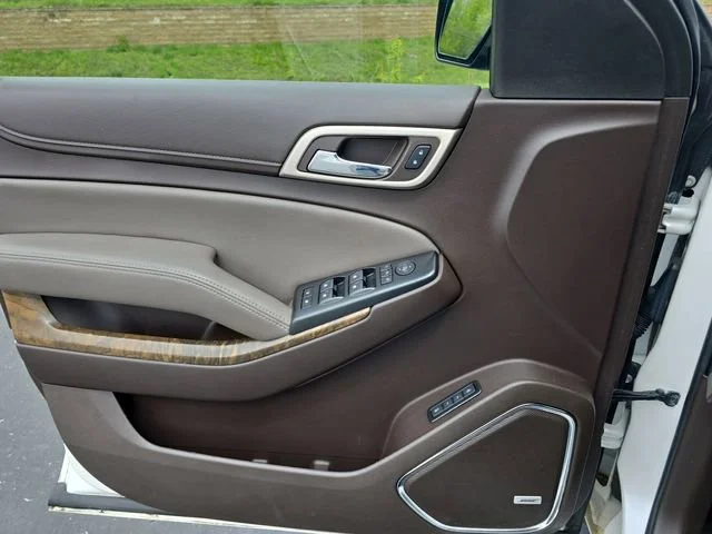 Used 2018 WHITE FROST TRICOAT GMC Denali image 30