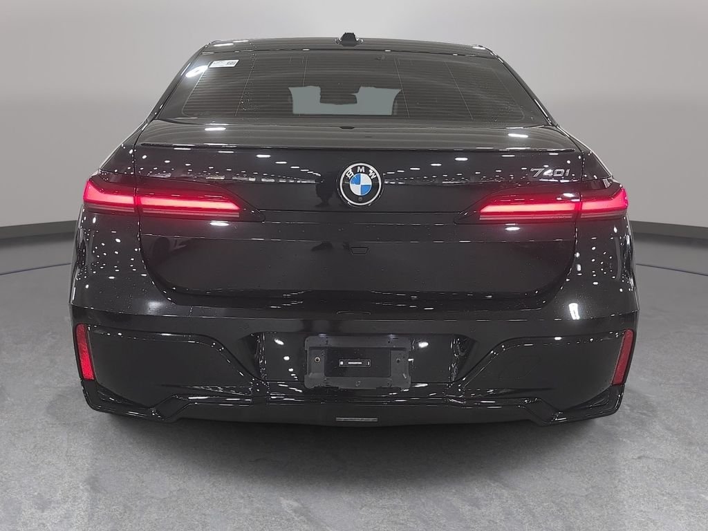 Certified Used 2024 Black Sapphire Metallic BMW 740i image 6