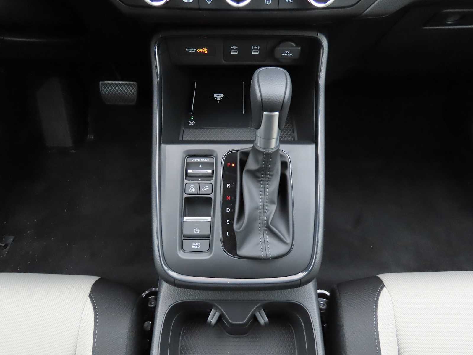 New 2026 Platinum White Pearl Honda LX image 22