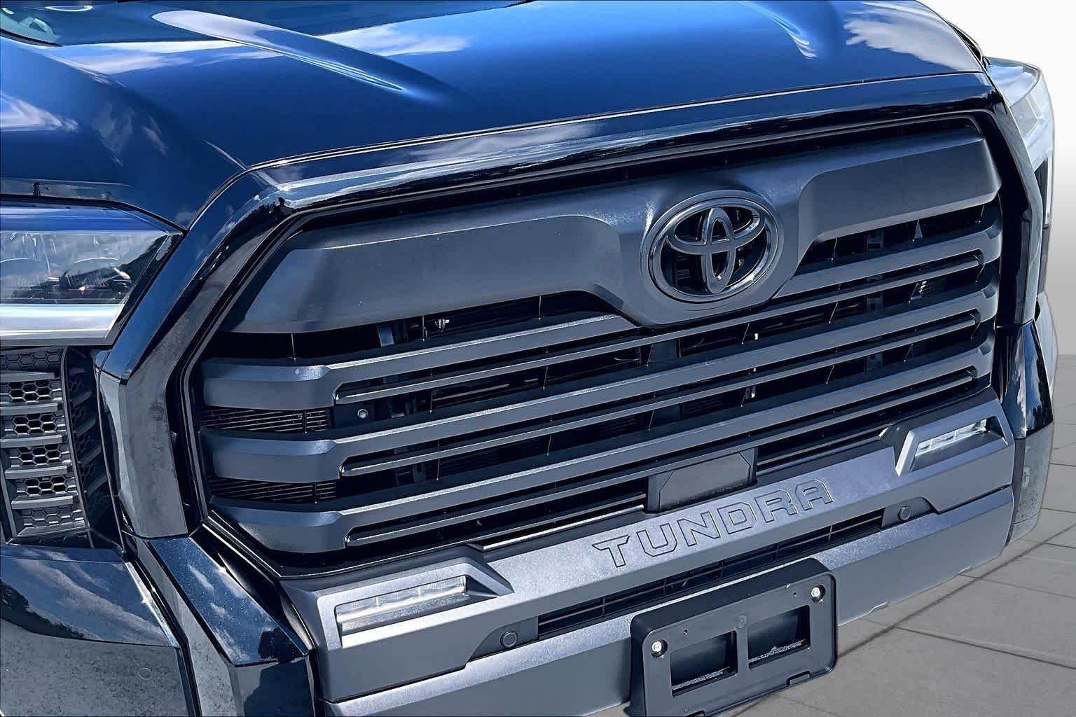 Used 2023 Midnight Black Metallic Toyota SR5 image 57