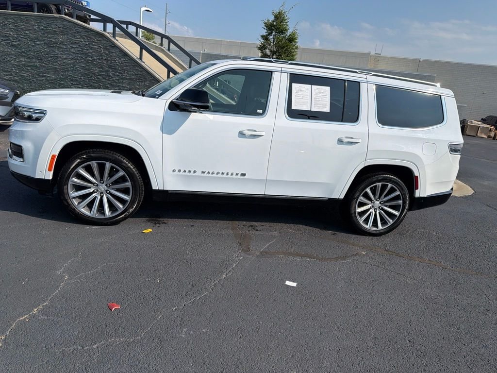 Used 2023 White Jeep Series II image 4