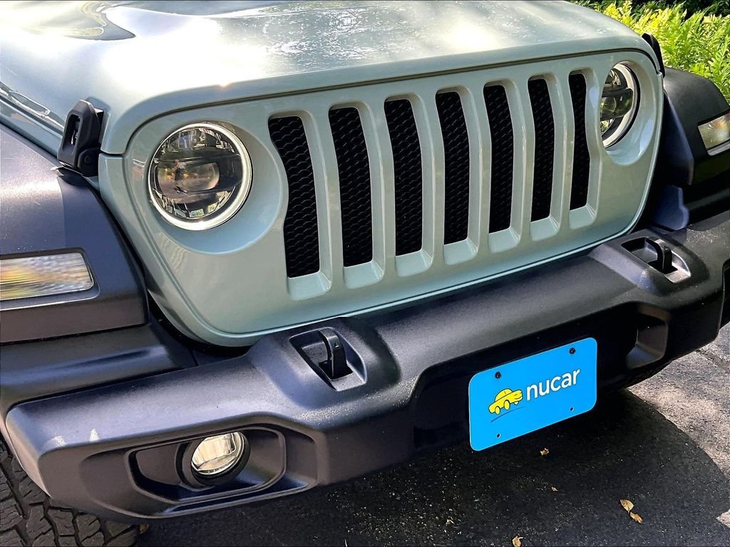 Used 2023 Earl Clearcoat Jeep Sport S image 31