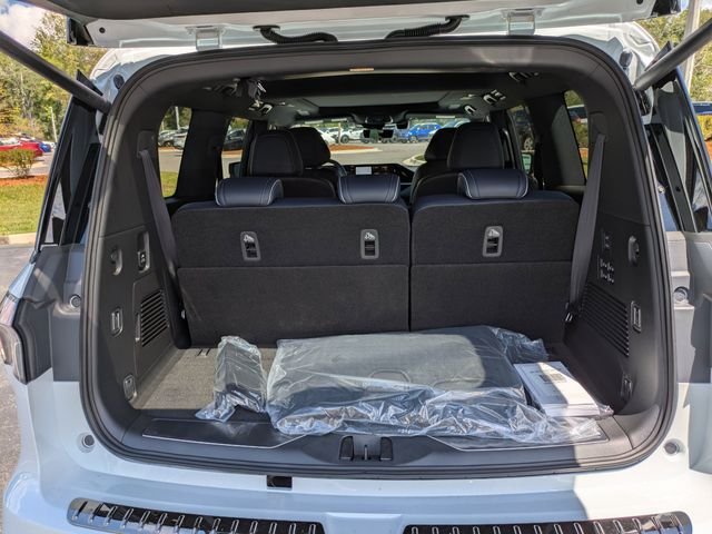 2026 INFINITI QX80 Sport - Photo 12