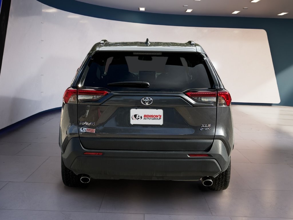 Used 2025 Gray Toyota XLE image 4