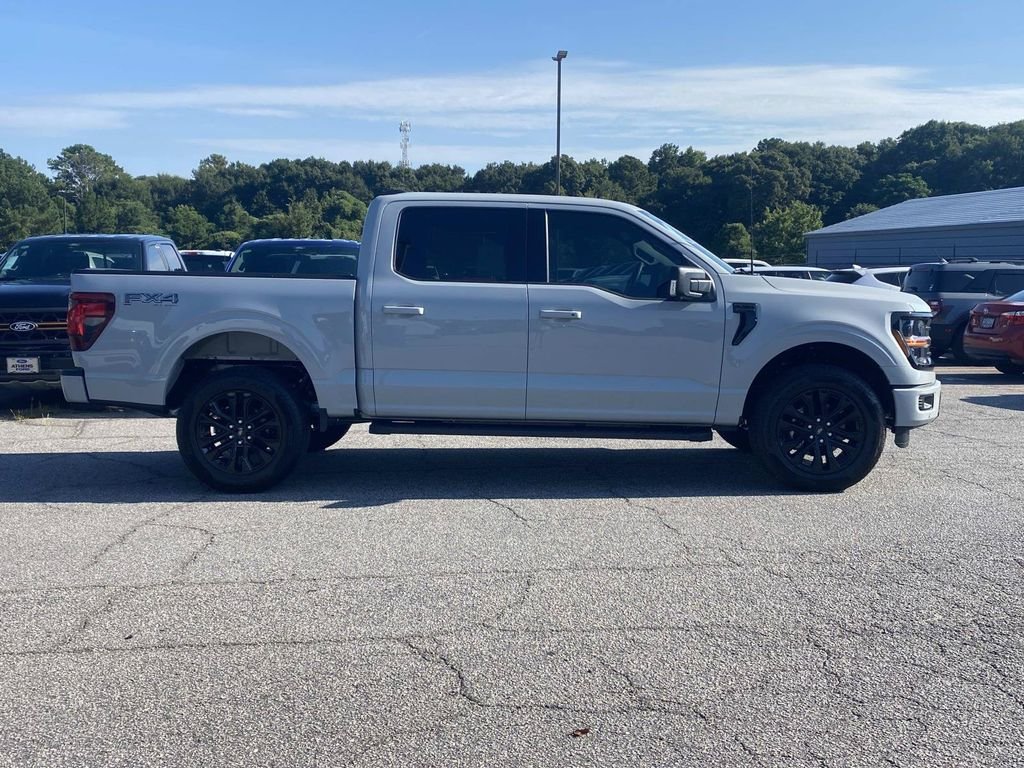 New 2026 Avalanche Ford XLT image 2