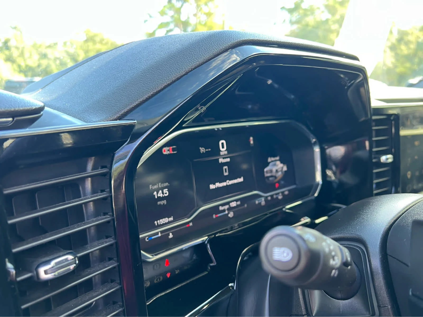 Used 2025 Downpour Metallic GMC Elevation image 12