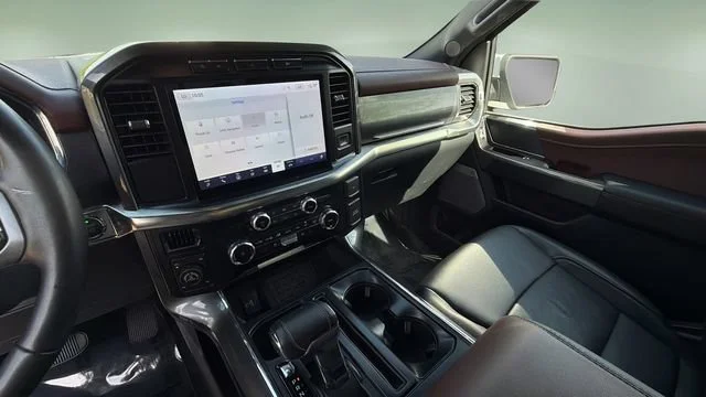 Used 2023 White Ford LARIAT image 26