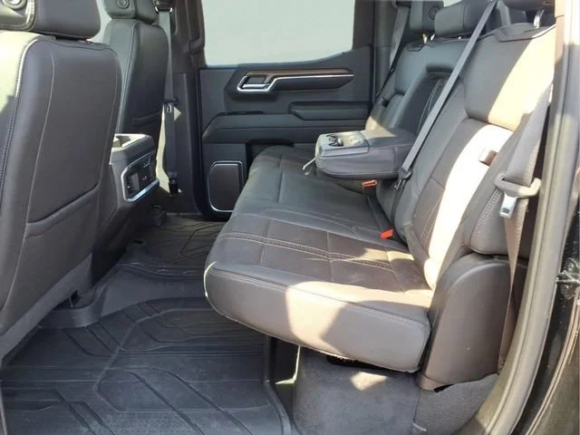 Used 2024 Black Chevrolet High Country image 22