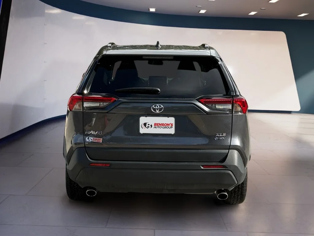 Used 2025 Gray Toyota XLE image 4