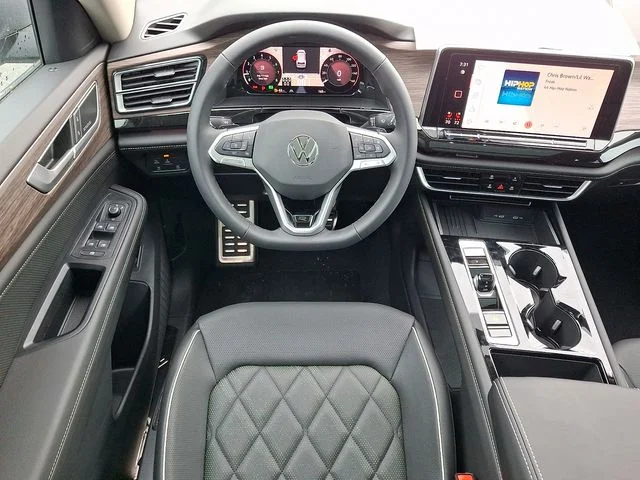 New 2025 Silver Volkswagen 2.0T SEL Premium R-Line image 7