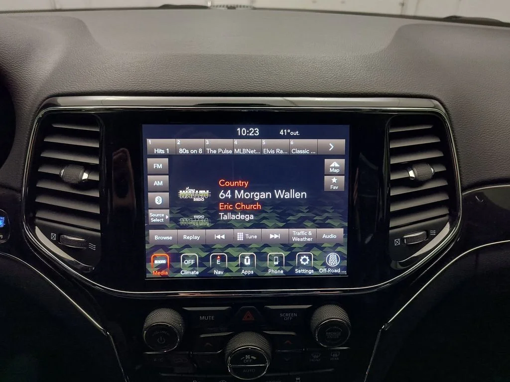 Used 2020 Slate Blue Pearlcoat Jeep Trailhawk image 24