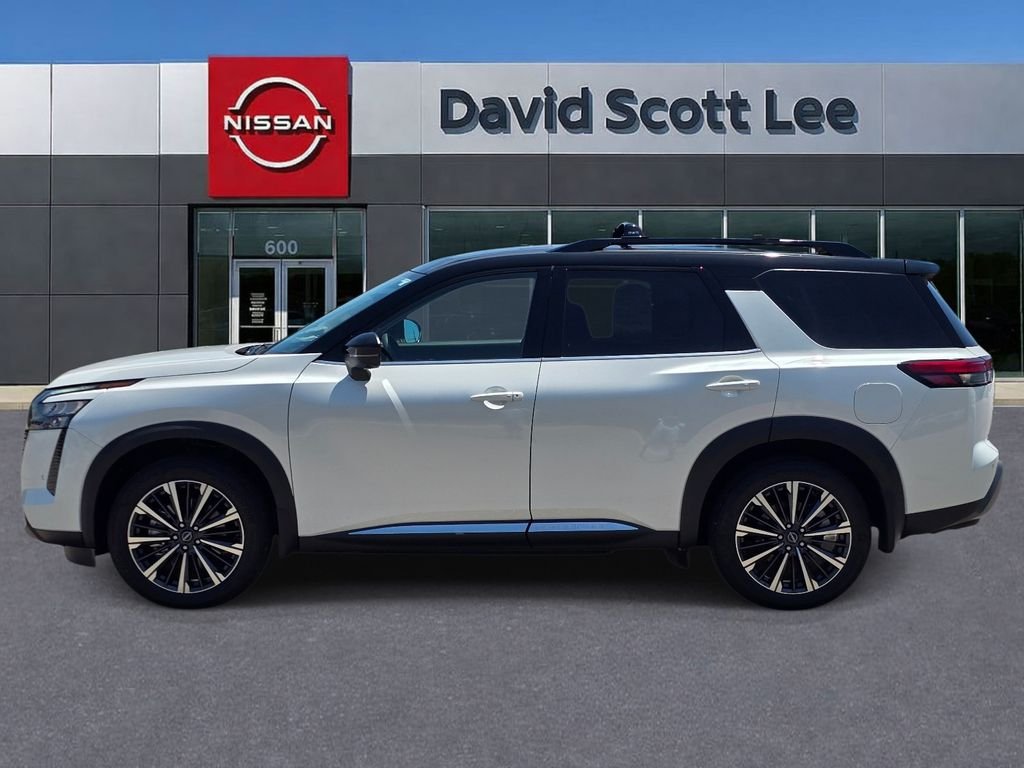 Used 2026 White Nissan Platinum image 11