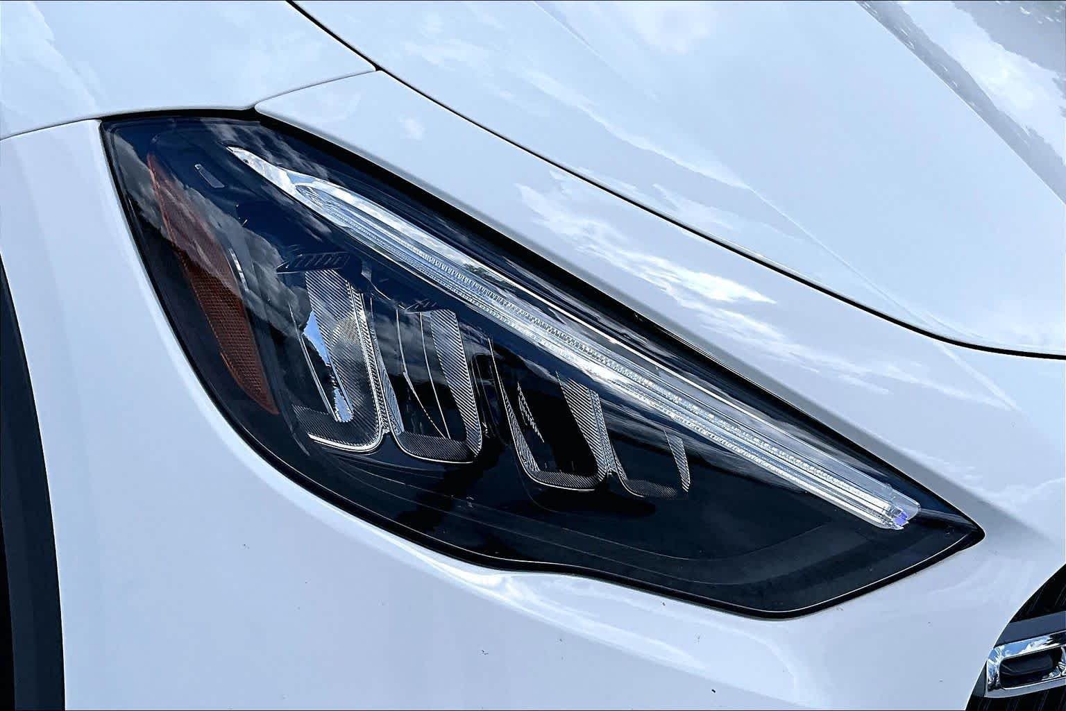 Used 2026 Polar White Mercedes-Benz GLA 250 image 27