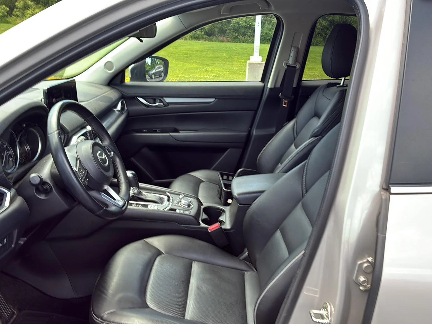 Used 2024 Platinum Quartz Metallic Mazda 2.5 S Select Package image 8
