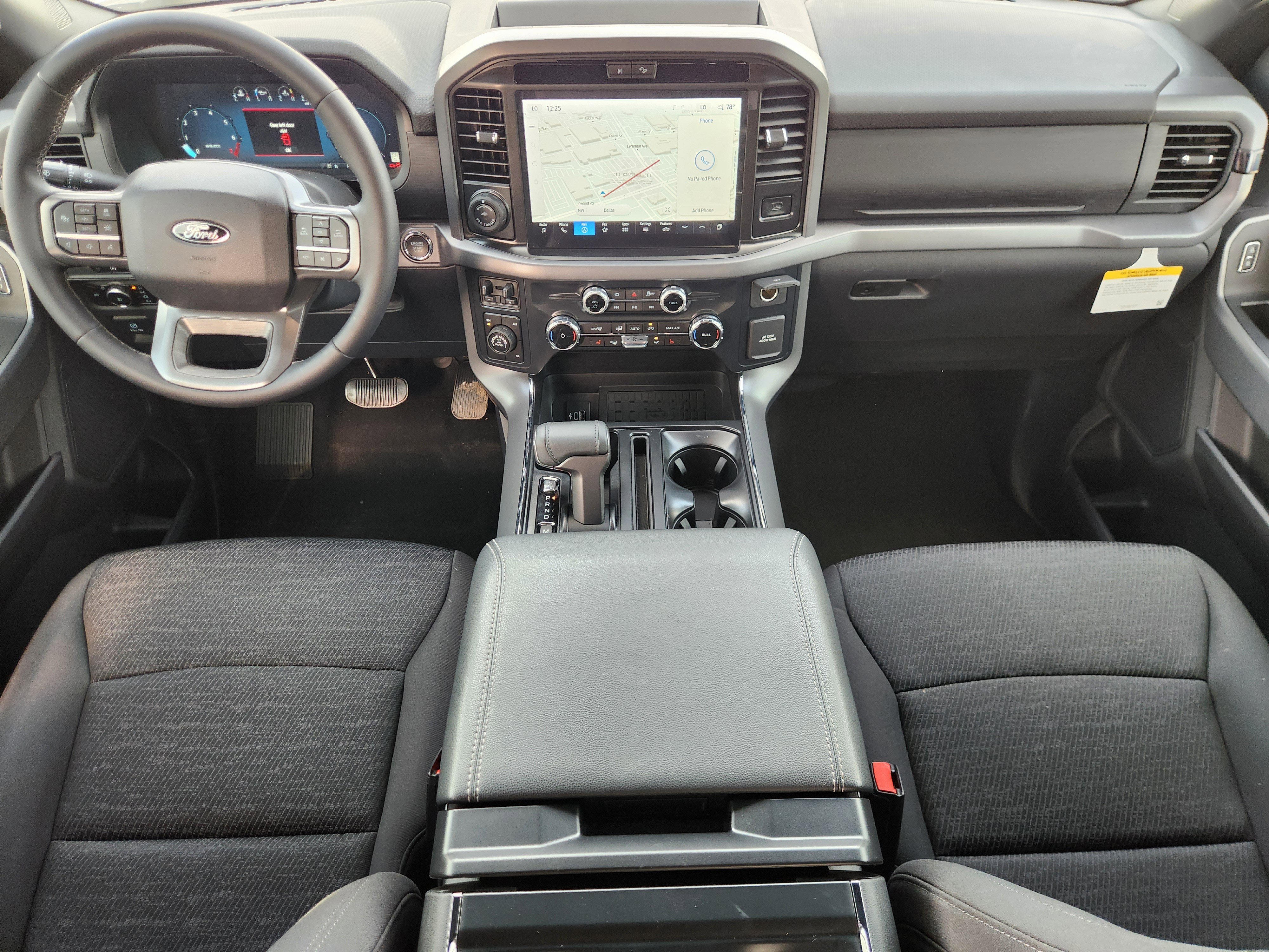 New 2025 Oxford White Ford XLT image 18