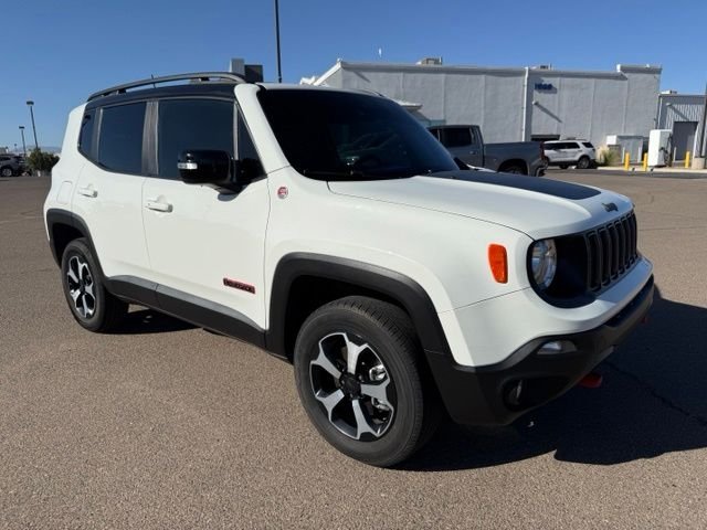 Used 2022 Alpine White Clearcoat Jeep Trailhawk image 3