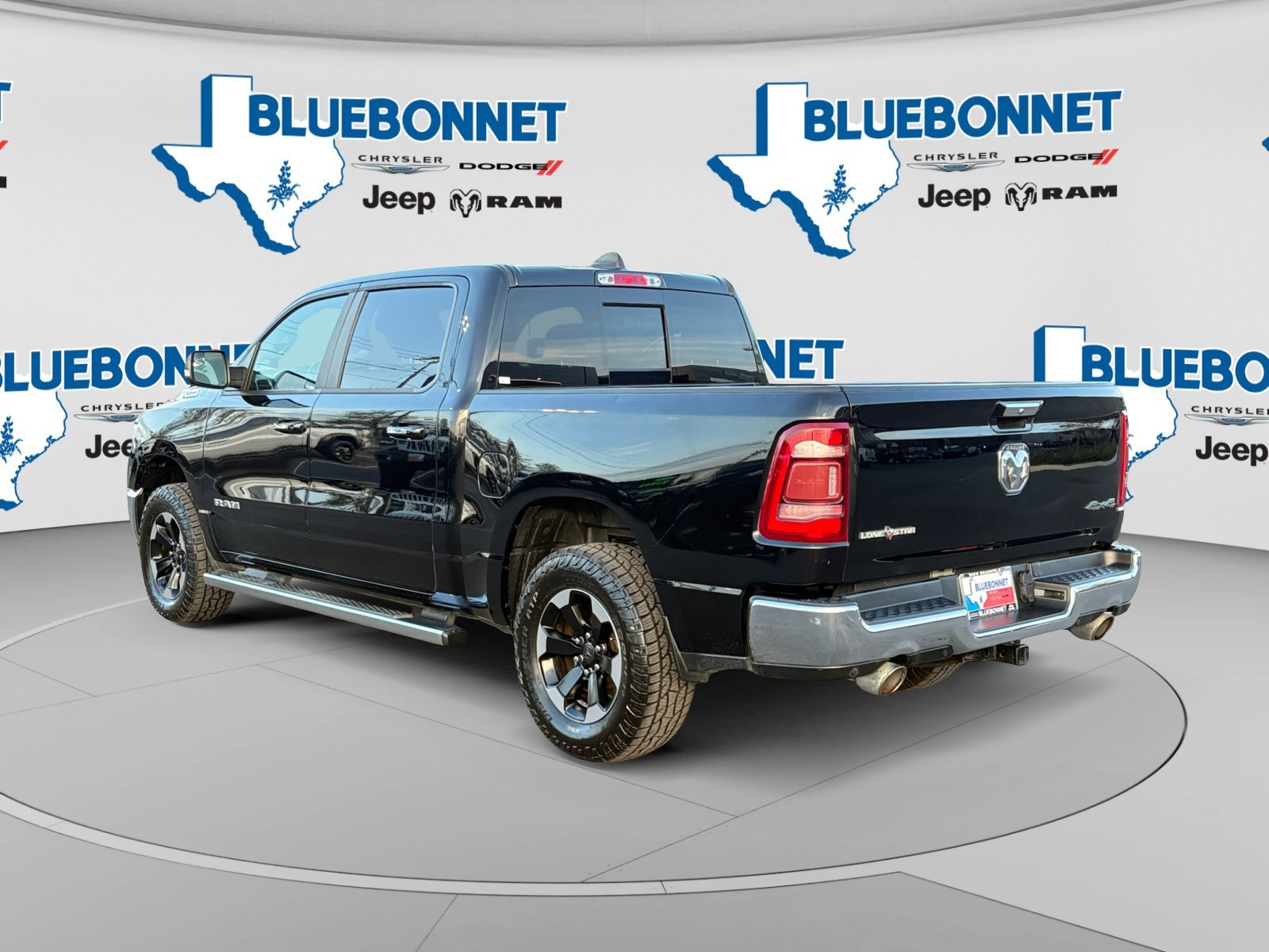 Used 2020 Diamond Black Crystal Pearlcoat Ram Lone Star image 7
