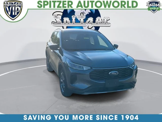 Certified Used 2025 Gray Ford ST-Line image 3