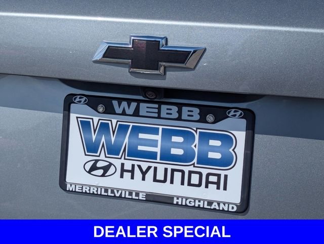 Used 2025 Gray Chevrolet RS image 26