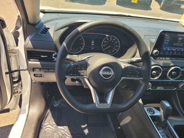 Used 2024 White Nissan SV image 30