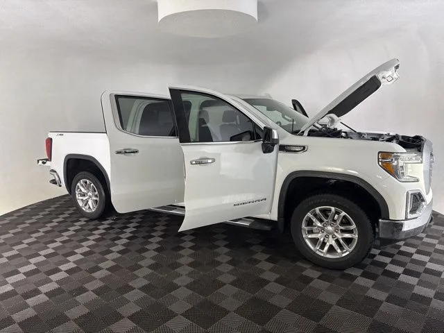Used 2021 White GMC SLT image 13