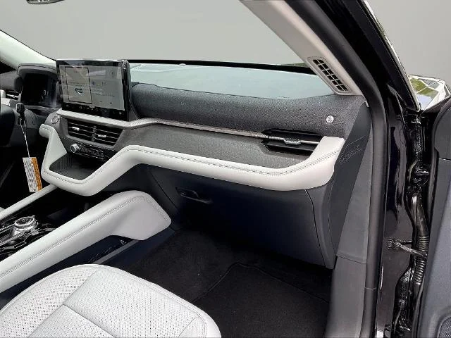 New 2026 Agate Black Metallic Ford Platinum™ image 67