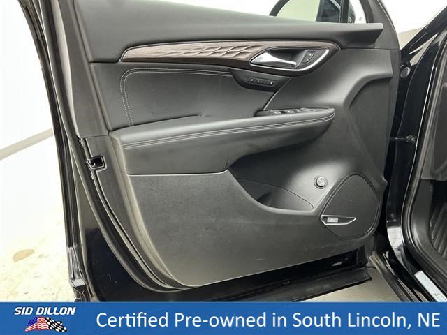 Used 2023 Ebony Twilight Metallic Buick Avenir image 15