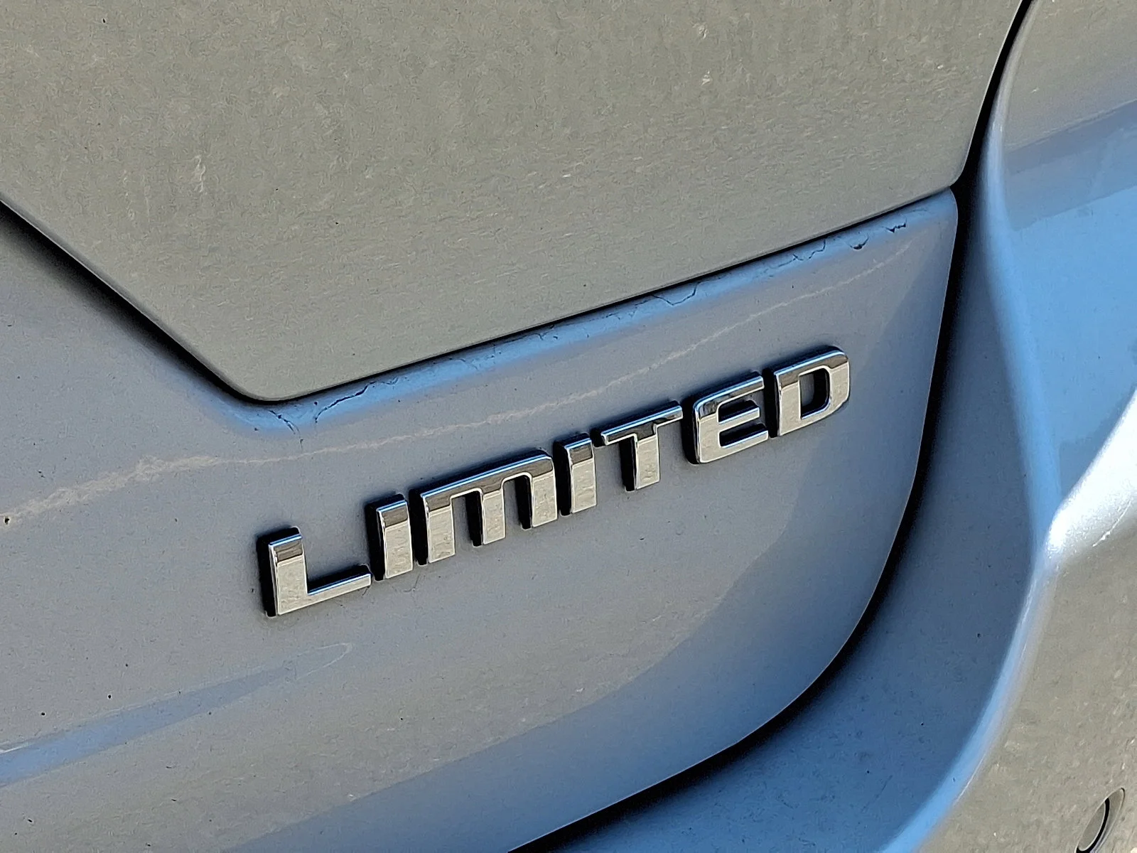 Certified Used 2023 Silver Zynith Jeep Limited image 31