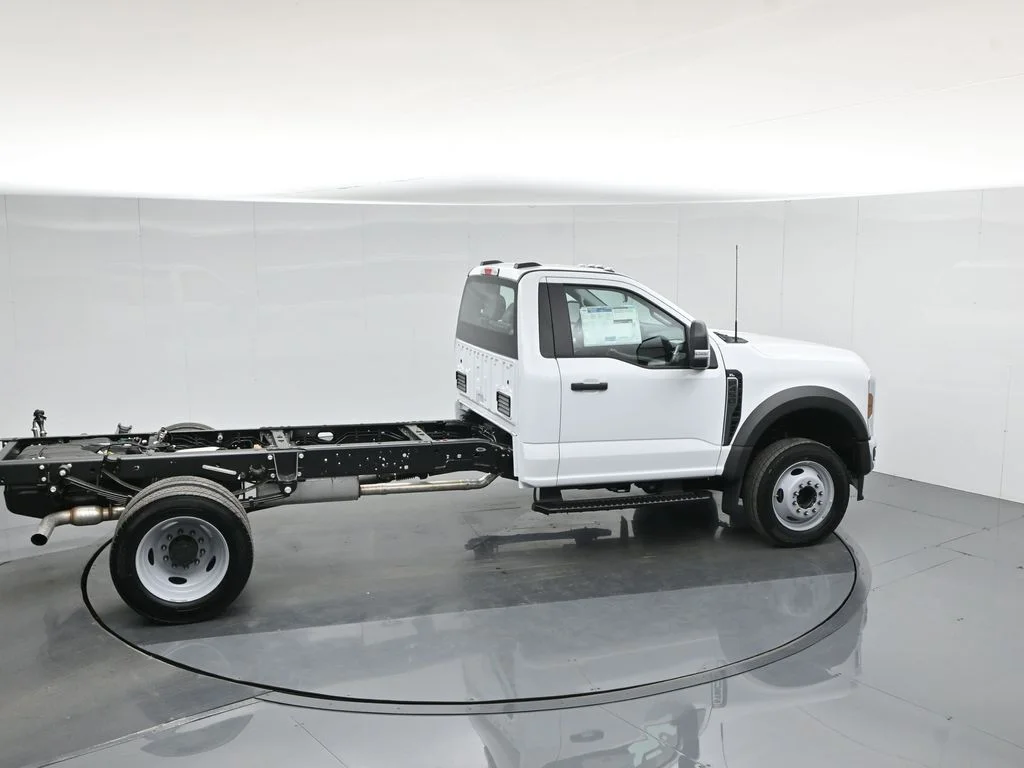 New 2026 Oxford White Ford XL image 36