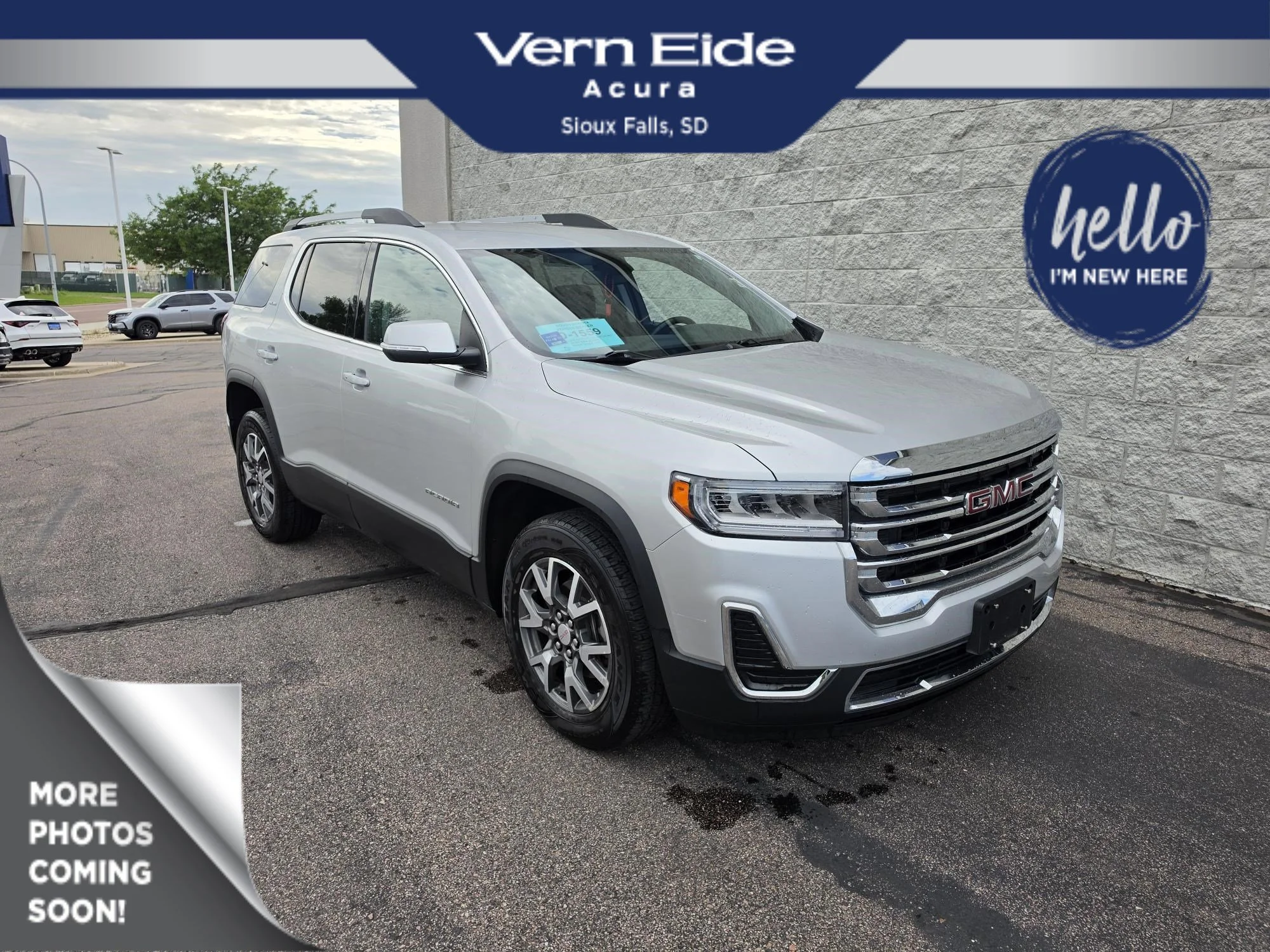 Used 2020 Quicksilver Metallic GMC SLE image 1