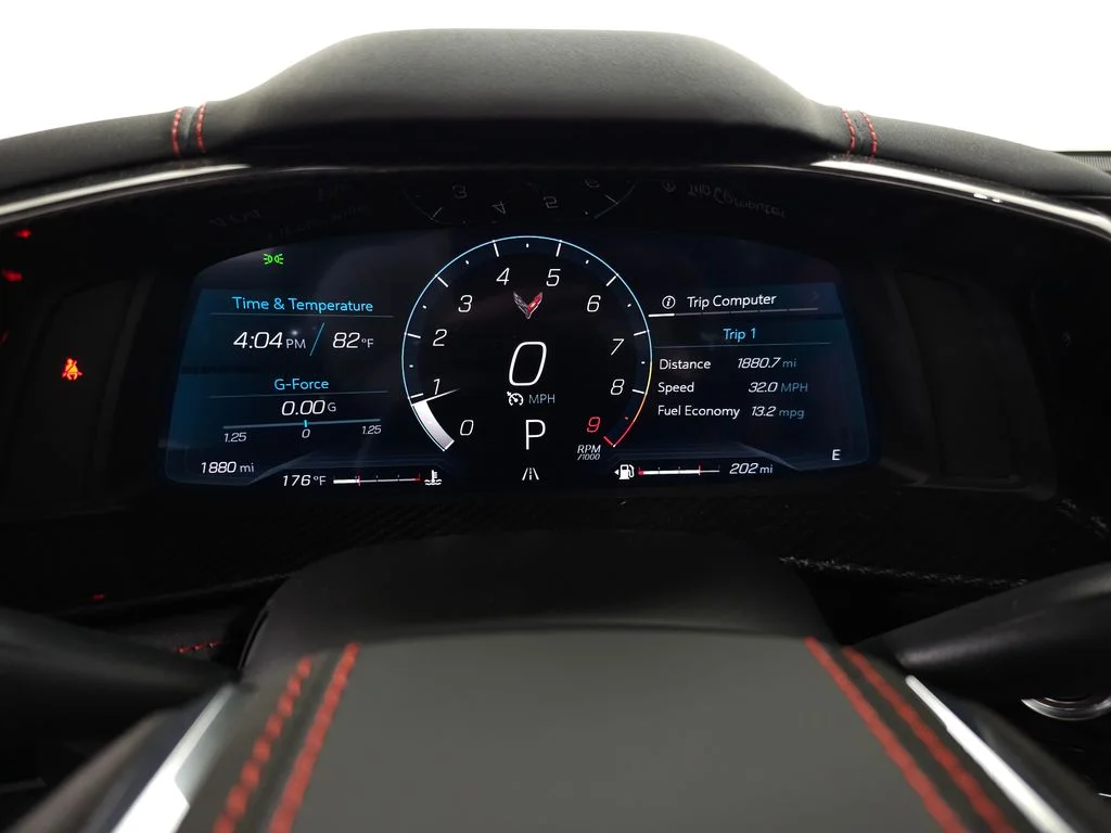 Used 2025 Black Chevrolet Z06 image 28