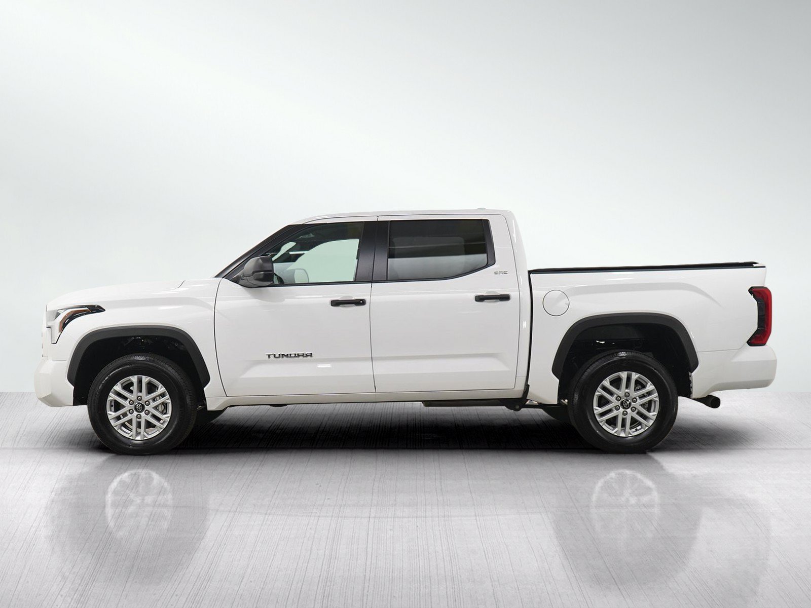 Used 2025 Toyota Tundra SR5 with VIN 5TFLA5DB6SX318900 for sale in Burnsville, Minnesota