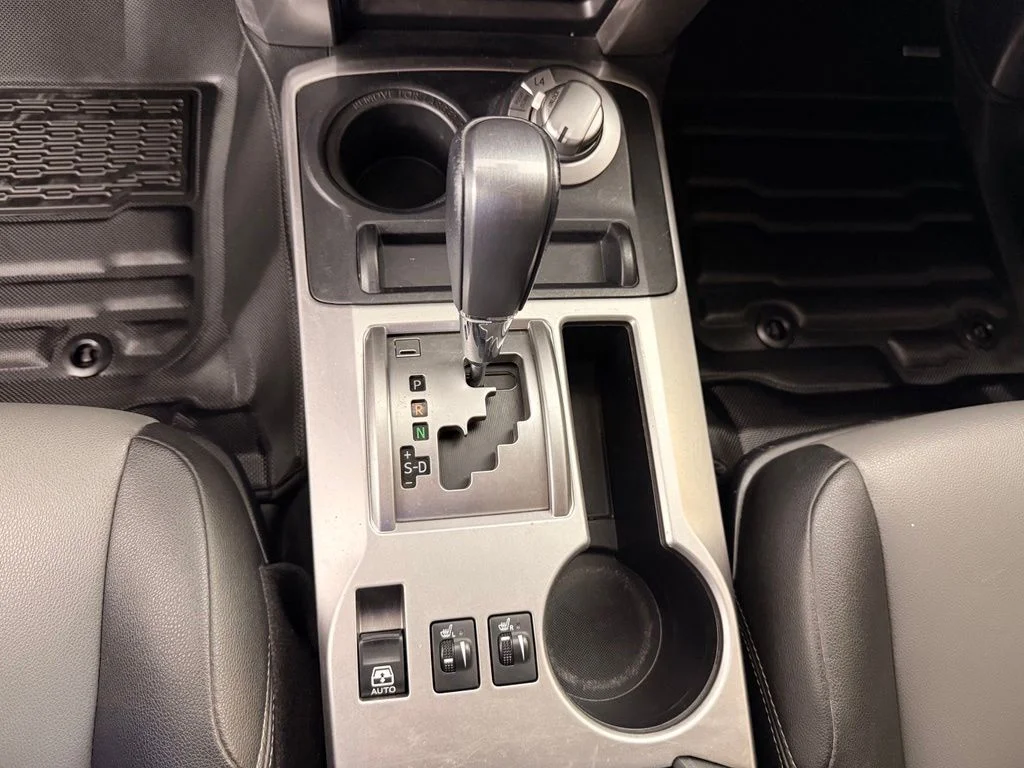 Used 2022 Red Toyota SR5 Premium image 6