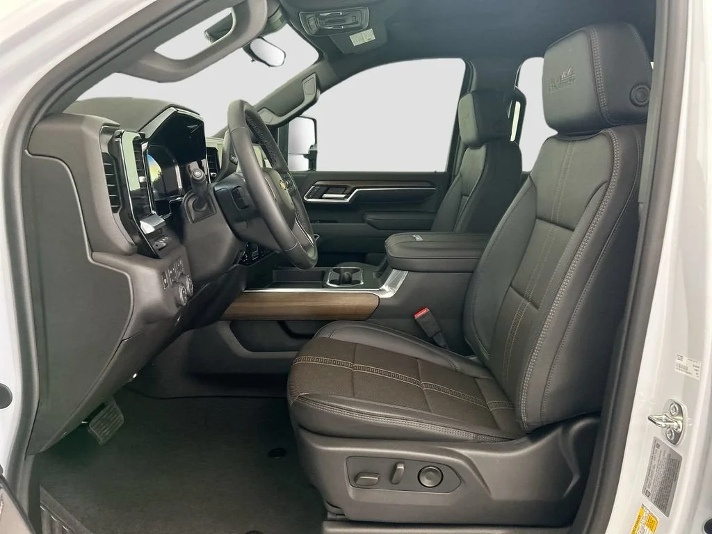 Used 2026 Polar White Chevrolet High Country image 18