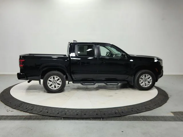 Used 2022 Black Nissan SV image 9