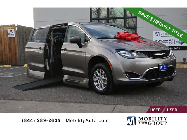 2017 Chrysler Pacifica Touring