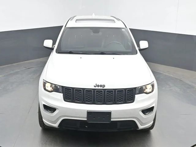 Used 2019 Bright White Clearcoat Jeep Altitude image 14