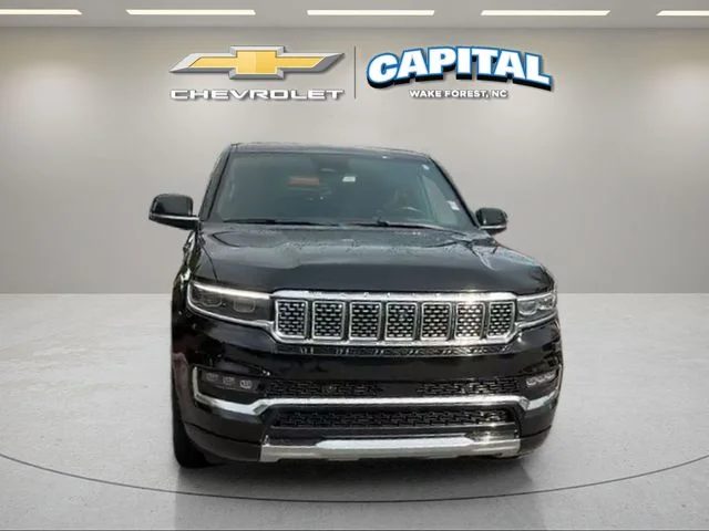 Used 2024 Black Jeep Base image 8