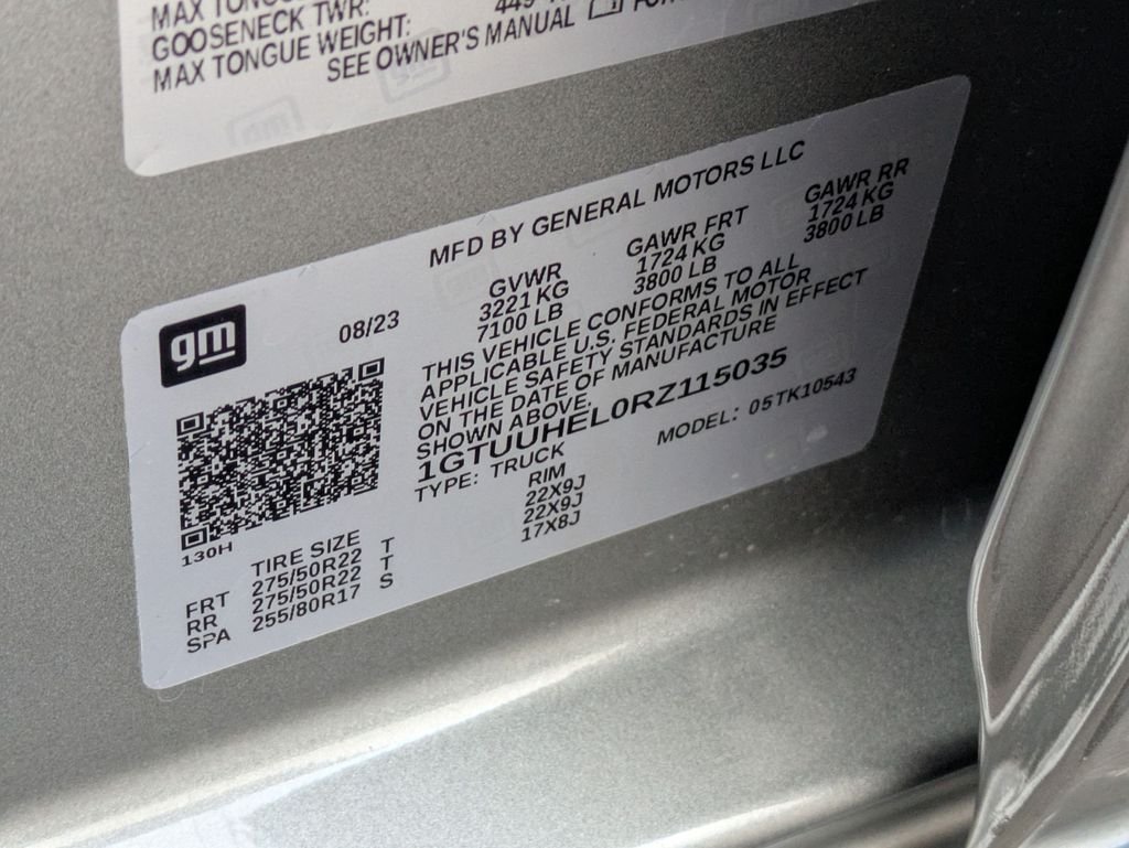 Used 2024 Silver GMC Denali Ultimate image 25