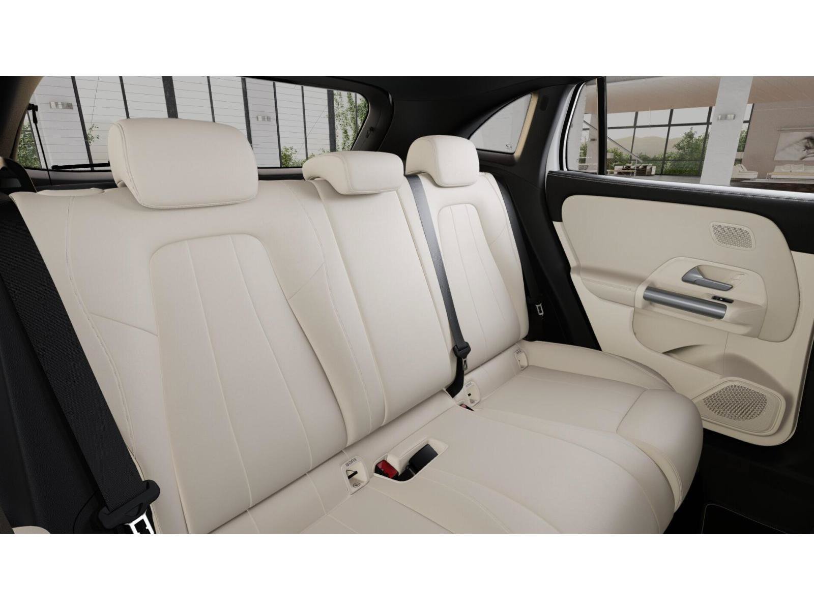 New 2026 POLAR WHITE Mercedes-Benz GLA 250 image 6