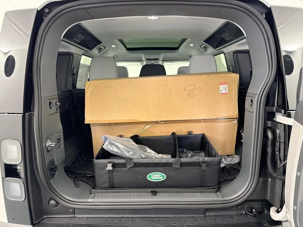 New 2026 Borasco Grey Land Rover X-Dynamic SE image 27