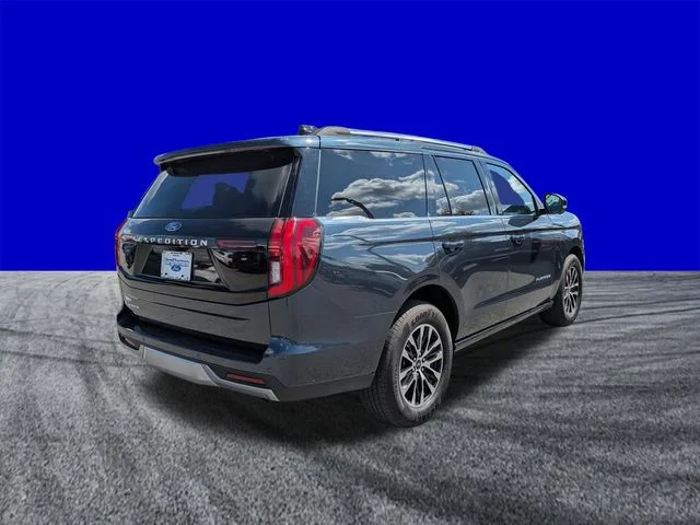 Certified Used 2025 Stone Blue Metallic Ford Platinum image 4